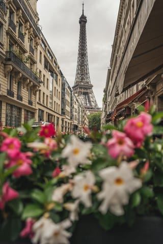 13-Day Iconic Europe Tour: London, Paris, Amsterdam & Swiss Alps Summit