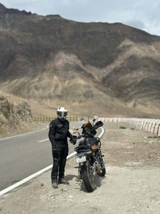 leh-ladakh-umling-la-bike-tour-7n-8d