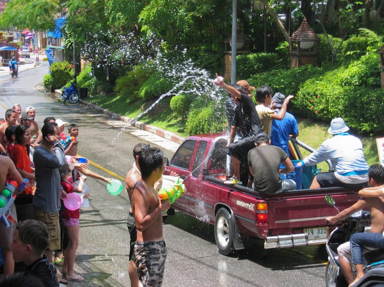 songkran-festival