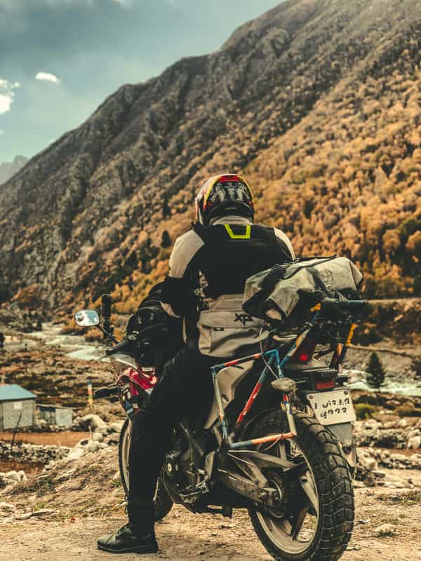 Spiti Valley Circuit Group Bike Trip | Tirthan To Manali On Two Wheels