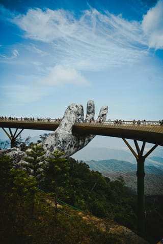 7 Days Vietnam Backpacking Tour | Hanoi, Ha Long Bay, Da Nang & Saigon