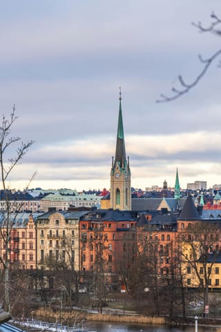 10-Day Northern Lights Community Tour: Stockholm to Tromsø