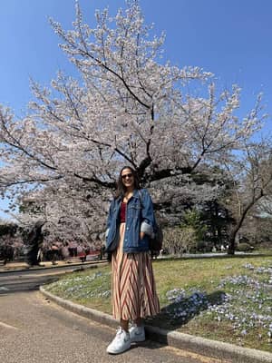 Deeksha travelling