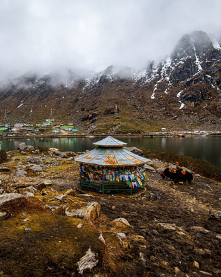 tsomgo-lake
