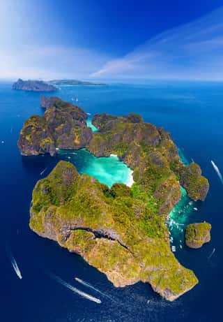 phuket-thailand-beach-card