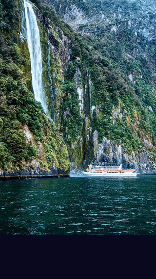 11-Day New Zealand Backpacking Trip | Hobbiton & Milford Cruise