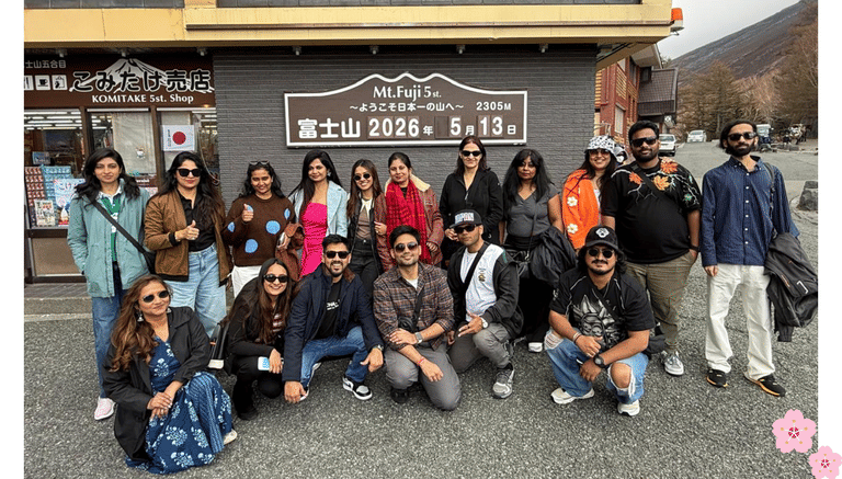 group-photo-at-fuji