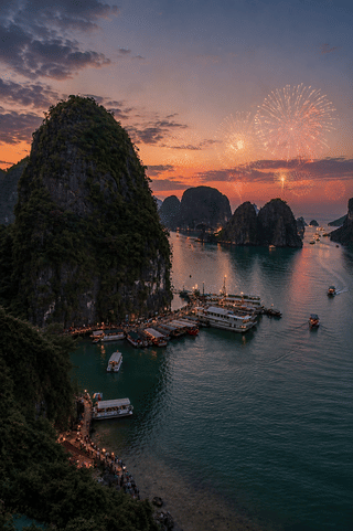 Vietnam New Year Tour Package | Hanoi, Da Nang & Hoi An