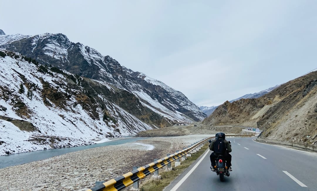 The Manali-Leh highway is a bucket-list journey for road trip and motorbiking enthusiasts. — Photo by Ishan Jain on Unsplash